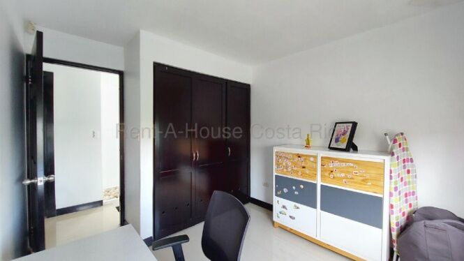 Venta de Casa en Río Segundo de Alajuela. RAH 26-2277 in Sabanilla, Alajuela — ₡ 135 000 000