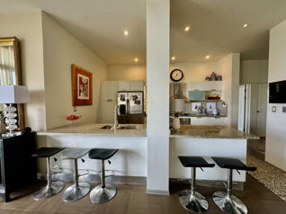 Venta apartamento en Escazú, San Rafael - En Condominio en San Rafael, Escazú, San José — $500,000 - Foto 4 de 45