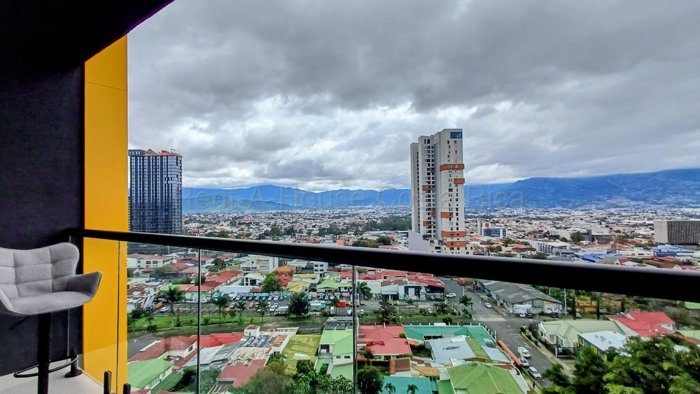 Apartamento tipo estudio en venta en Condominio SER ESCALANT en Carmen, San José — $135,000
