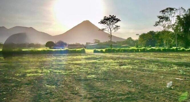 Ultimos Lotes en La Fortuna con Vista al Volcán | 8751-4191 en La Fortuna, San Carlos, Alajuela — ₡ 60 000 000