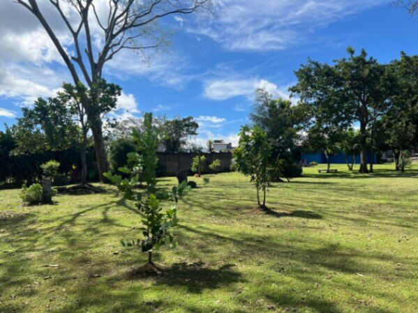 Venta de Acogedora Casa en Grecia / Mls. 26-696 OFC JB en Puente De Piedra, Grecia, Alajuela — $360,000