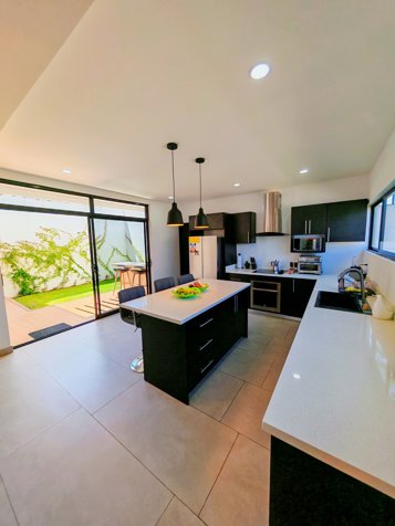 Venta de Casa en Condominio en Escazú, San José in Escazú, San José — $335,000 - Photo 3 of 20