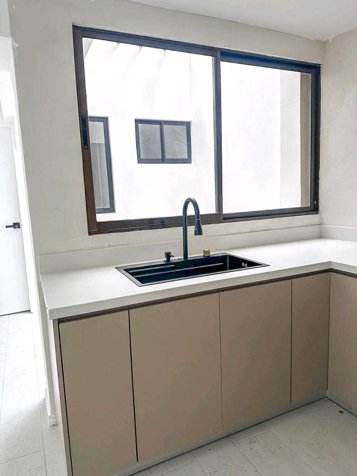 Casa en Escazú | Residencial u Oficina | 3 Hab. | 3 Parqueos | $2.500 en Escazú, San José — $2,200 - Foto 2 de 13