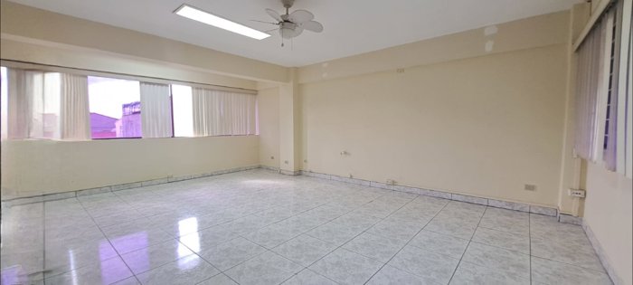 ALQUILER DE OFICINAS, SAN JOSE, PAVAS,ROHRMOSER en Pavas, San José — $450