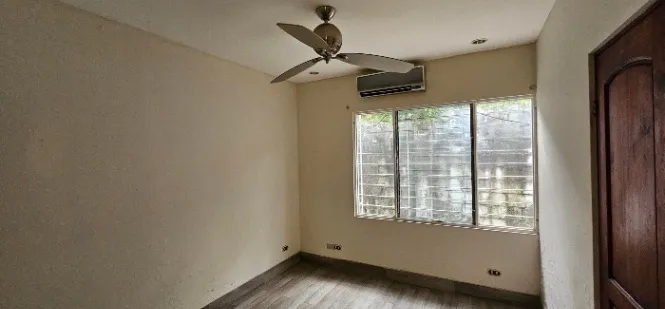 Venta de Casa en Escazû, San José. RAH 25-1237 en Escazú, San José — ₡ 397 000 000 - Foto 2 de 10