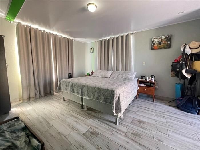Casa por Freshmarket Bello Horizonte Escazu en San Rafael, Escazú, San José — $185,000