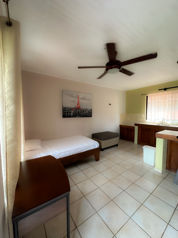 Residencia de ensueño: 1 casa, 5 apts, piscina ,2 ranchos y 2 parqueos in Jacó, Garabito, Puntarenas — $900,000 - Photo 4 of 39