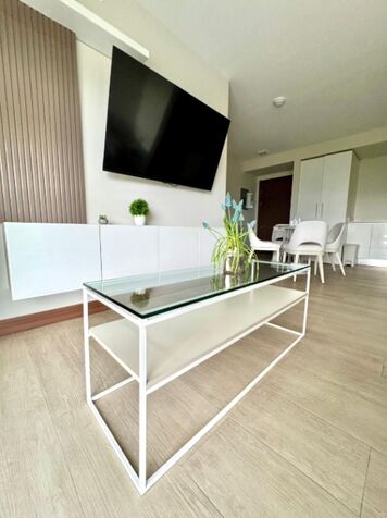 APARTAMENTO FULL AMUEBLADO EN ALQUILER – PISO 14, LA URUCA. en Uruca, San José — $1,300 - Foto 3 de 5