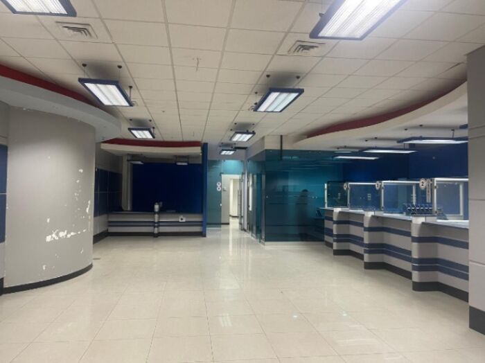 LOCALES EN MALL LAS FLORES HEREDIA  en Heredia — $580,000