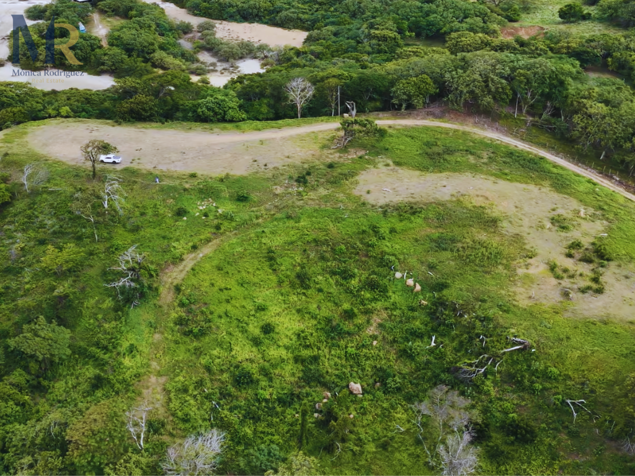 DEVELOPMENT AND INVESTMENT OPPORTUNITY WITH PANORAMIC PACIFIC OCEAN VIEW in La Cruz, Guanacaste — $2,175,000 - Photo 2 of 14