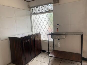 Alquiler de Local Comercial en Montes de Oca / Mls. 25-1921 OFC JB in Mercedes, Montes De Oca, San José — $1,200 - Photo 4 of 6