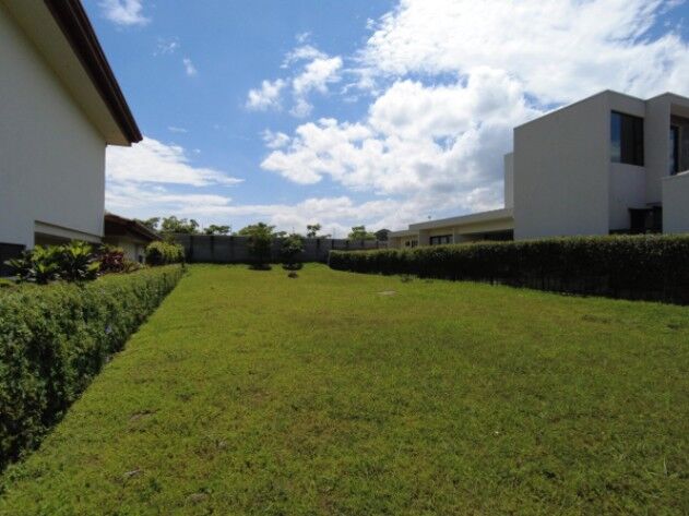 Se vende lote en La Guacima Alajuela 26-328 en Guácima, Alajuela — $95,000