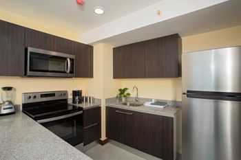 Apartamento en Alquiler en Los Yoses. Amueblado. PVV9878618 en San Pedro, Montes De Oca, San José — $1,400 - Foto 4 de 20