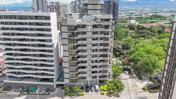 Exclusivo Apartamento de 3 Habitaciones en Nunciatura in Pavas, San José — $750,000