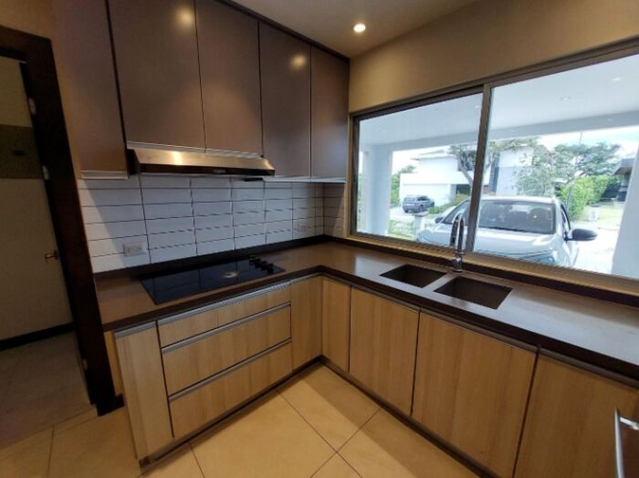 Alquiler de Casa de Lujo en San Rafael de Alajuela. en San Rafael, Alajuela — $6,000