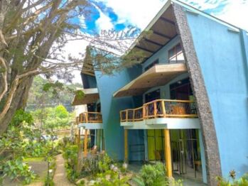 Se vende amplia propiedad con uso mixto en Ángeles Heredia 25-990 in Ángeles, San Rafael, Heredia — $1,950,000 - Photo 5 of 22