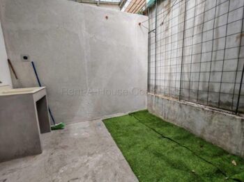 Alquiler de Propiedad con 2 Apartamentos en San Isidro de Heredia. RAH 26-1621 in San Isidro, Heredia — 405 000 ₡ - Photo 4 of 11