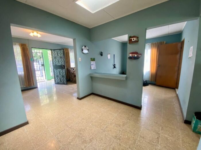 CASA EN VENTA EN SAN JOSE ESCAZÙ en Escazú, San José — $281,000
