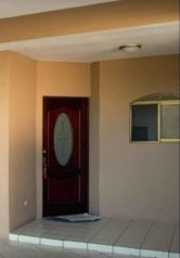 Hermosa Casa en Condominio – Guachipelín, Escazú in Escazú, San José — 257 000 ₡ - Photo 4 of 16