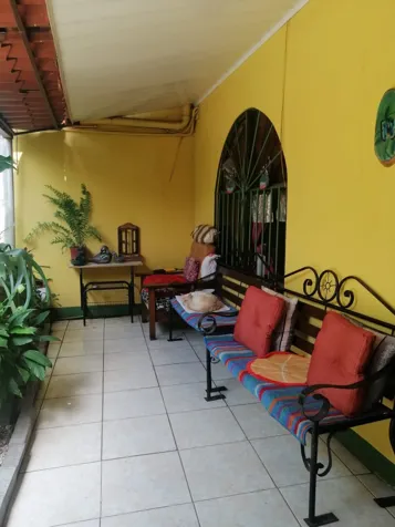 VENTA DE DOS CASAS, ALAJUELA, EL ROBLE, RESIDENCIAL VILLA ELI in San Antonio, Alajuela — ₡ 85 000 000 - Photo 3 of 16