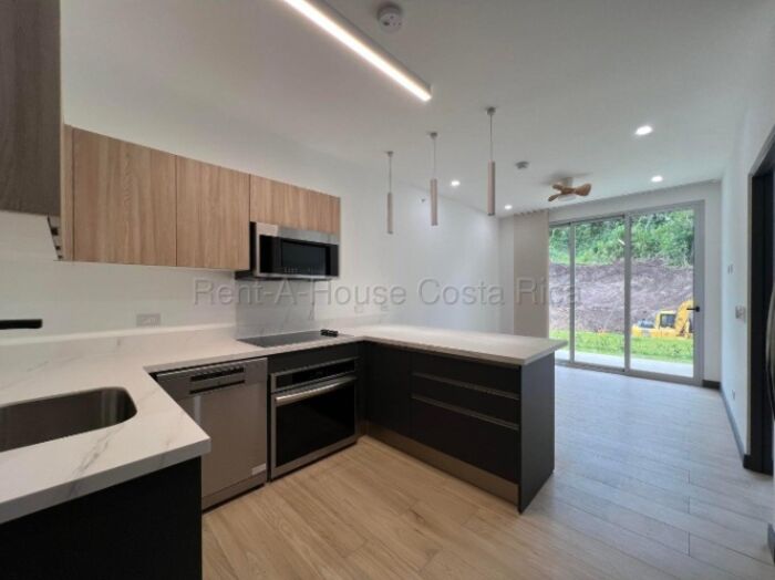 Se alquila apartamento en Santa Ana San José 26-1960 in Santa Ana, San José — $1,250