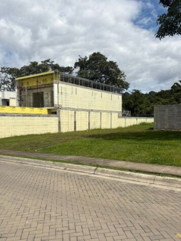VENDO LOTE EN SANTA ANA-URBANO. en Santa Ana, San José — $238,500