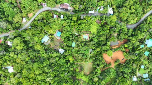 SE VENDE COMPLEJO TURISTICO CON CABINAS Y ALTO POTENCIAL DE INVERSION in Barú, Pérez Zeledón, San José — $295,000