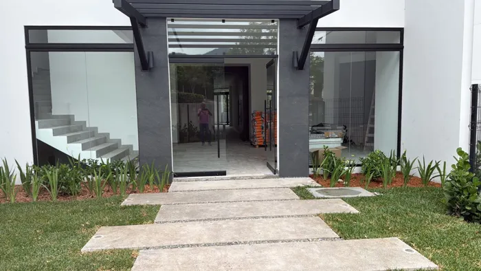 Se vende apartamento de lujo en condominio de lujo.san José.escazu en Escazú, San José — $1,625,000