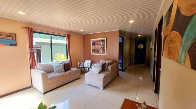 CASA EN VENTA EN SANTA ANA SAN JOSÈ en Santa Ana, San José — $295,000