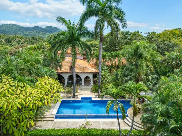 Propiedad Autosuficiente con Vista al Mar en Río Seco, Guanacaste en Santa Cruz, Guanacaste — $1,225,000