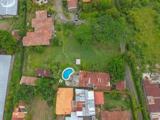 Se Vende . Vivienda Esclusiva en Condominio Pequeño - Foto 3 de 3