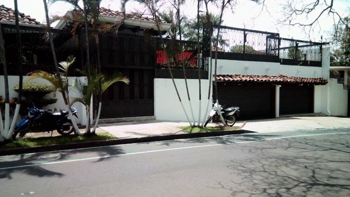 VENTA DE CASA COMERCIAL, SAN JOSE, SAN PEDRO, LOS YOSES en San Pedro, Montes De Oca, San José — $1,100,000