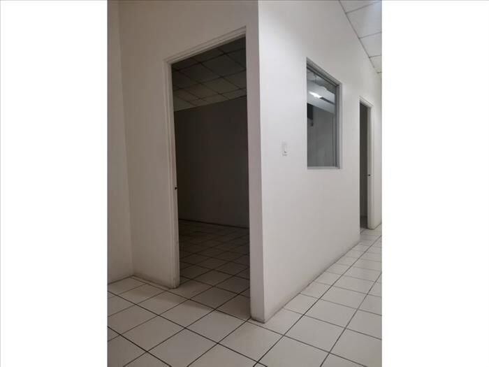 ALQUILER DE LOCAL, HEREDIA, BARREAL, MODY PLAZA in Ulloa, Heredia — $1,100