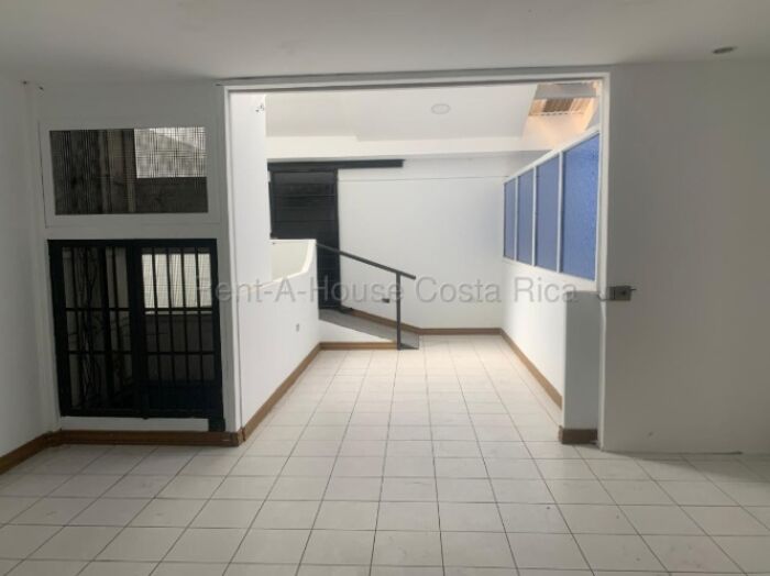 Propiedad comercial en alquiler en Barrio Escalante ideal para oficinas o coworking #26-1626 GS in Carmen, San José — $3,200