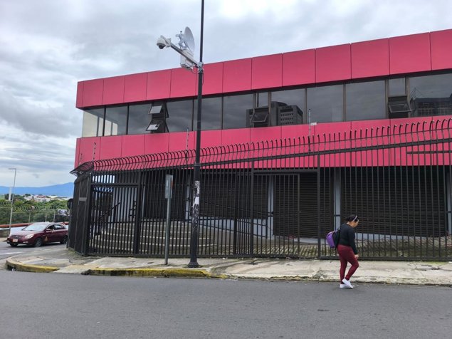 Se Alquila o Vende Edificio Comercial en San José Centro en Carmen, San José — $1,500,000 - Foto 2 de 17