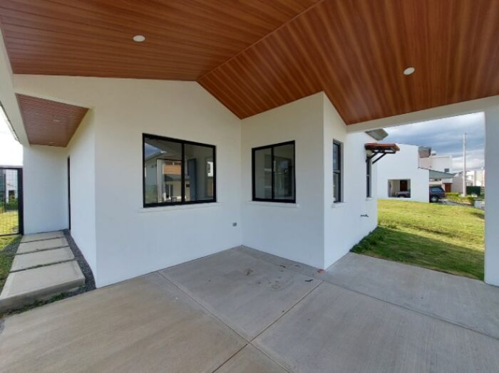 Se alquila a estrenar con amplio patio en San Rafael de Alajuela in San Rafael, Alajuela — $1,100