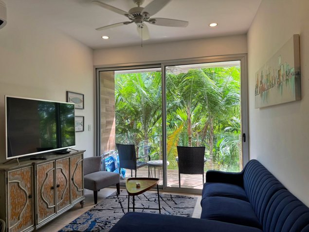 Venta/Alquiler condominio amueblado 50m de la playa, JACO (MV) en Jacó, Garabito, Puntarenas — $2,500 - Foto 3 de 19