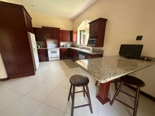 Venta de Casa en Mora-Colón. RAH 27-566 en Colón, Mora, San José — $550,000 - Foto 4 de 16
