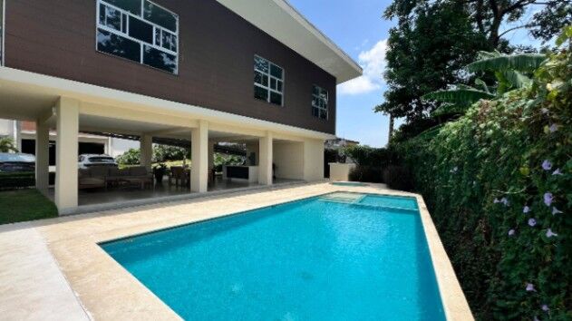 Moderno Penthouse en Venta en San Rafaél de Escazú. RAH 25-1451 en San Rafael, Escazú, San José — $398,000