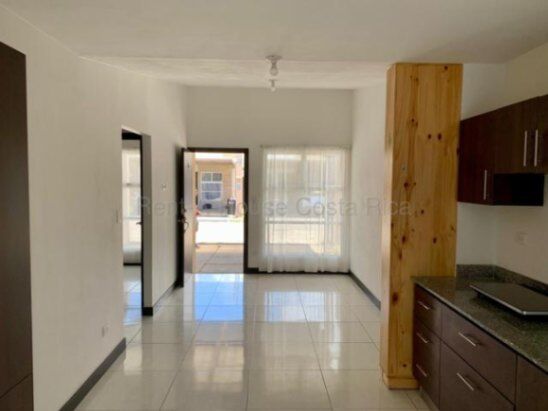 Casa en Venta-Cartago,El Guarco Condominio con buena ubicacion  in El Tejar, El Guarco, Cartago — ₡ 70 000 000