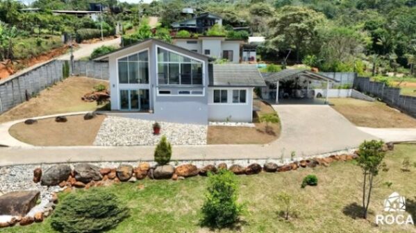 Luxury house for sale in Miravalles de Pérez Zeledón  in Rivas, Pérez Zeledón, San José — $463,000