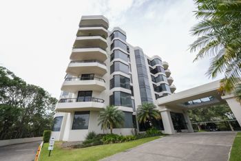 Apartamento Remodelado de 3 Hab en Condominio Vistas de Mayorca en San Rafael, Escazú, San José — 175 000 000 ₡ - Foto 5 de 34