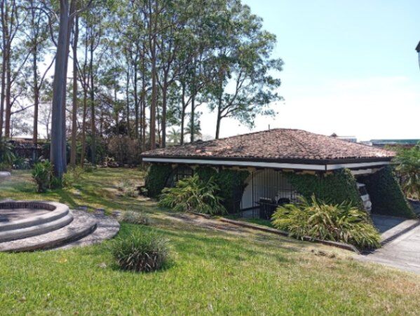 Alquiler de casa con uso de suelo mixto en Lindora Santa Ana en Pozos, Santa Ana, San José — $5,500