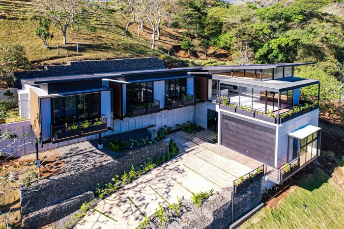 Modern Luxury Home with Panoramic Views – Naranjo, Costa Rica en El Rosario, Naranjo, Alajuela — $1,000,000