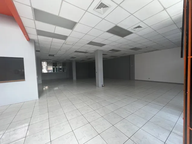 EDIFICIO EN ALQUILER O VENTA EN CERCANÍAS PASEO COLON en Escazú, San José — $7,500 - Foto 2 de 13