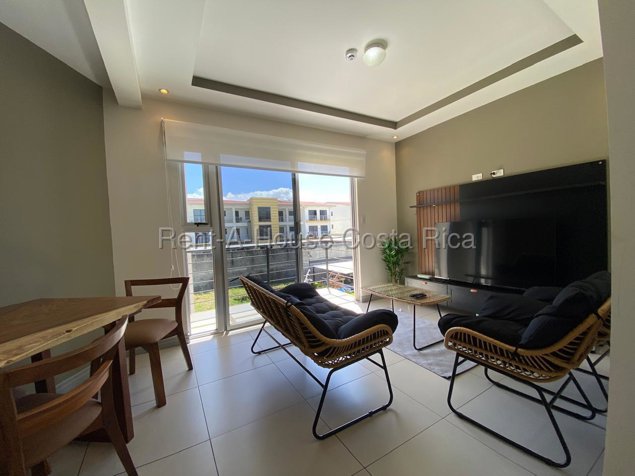 Apartamento en venta, Real Cariari en condominio in Ulloa, Heredia — $165,000
