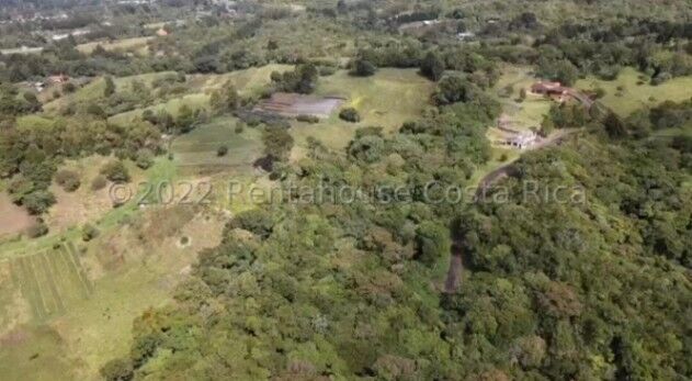 Venta de Extenso Terreno en San Jerónimo, Moravia / JB OFC Mls. 24-1860 en San Jerónimo, Moravia, San José — $1,500,000