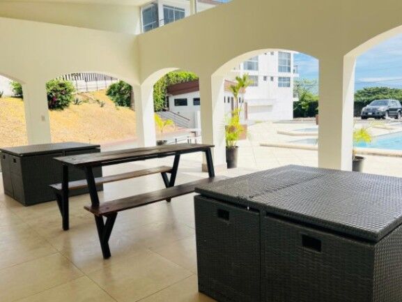 Venta de Apartamento en Santa Ana-Piedades. RAH 25-948 in Piedades, Santa Ana, San José — $133,000