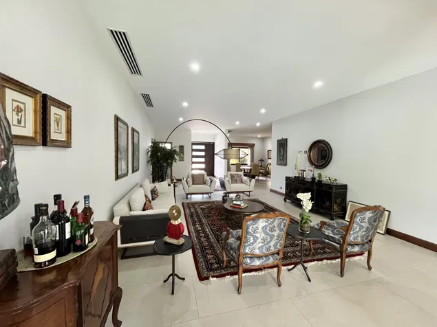 Casa para alquiler en valle del sol con o sin muebles y pisicina in Santa Ana, San José — $9,000 - Photo 3 of 38