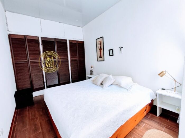 🌹 Venta de propiedad con dos Casas en Heredia Centro 🌹 en Heredia — ₡ 160 000 000